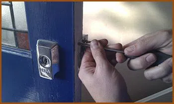 Interstate Locksmith Shop Newton Lower Falls, MA 617-360-8156 - 10-lock-smiths
